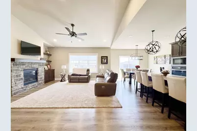 2020 Goldfinch Lane, Sauk City, WI 53583 - Photo 5