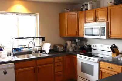 2750 Hazelnut Trail, Sun Prairie, WI 53590 - Photo 11