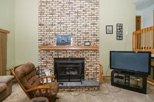 1815 Royal Oaks Dr, Janesville, WI 53548 - Photo 5