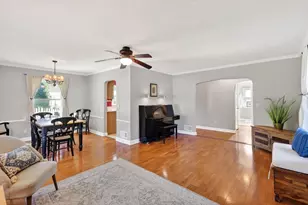 7203 Franklin Ave, Middleton, WI 53562 - Photo 3