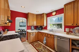 7203 Franklin Ave, Middleton, WI 53562 - Photo 11