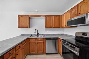 2309/2311 McKenna Blvd, Madison, WI 53711 - Photo 11