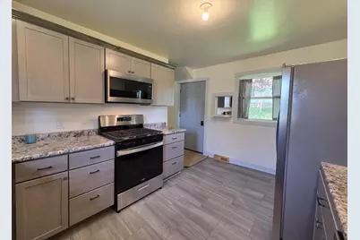 312 Florence Street, Cambria, WI 53923 - Photo 7