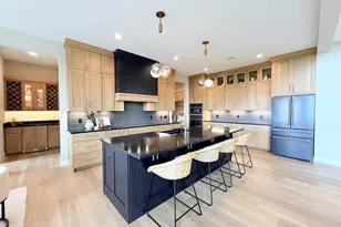 1109 Kyron Dr, Waunakee, WI 53597 - Photo 7