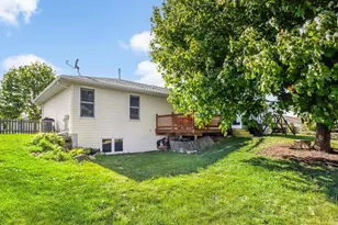 1357 Broadway Dr, Sun Prairie, WI 53590 - Photo 31