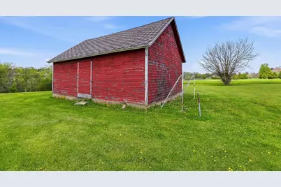 W7892 County W Road, Beaver Dam, WI 53916 - Photo 11