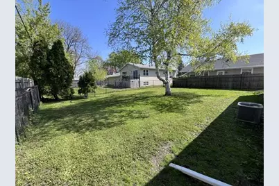 310 Nevada Avenue, Oshkosh, WI 54901 - Photo 3