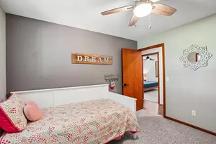 1102 S Holiday Dr, Waunakee, WI 53597 - Photo 25