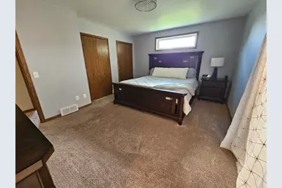 634 Naragansett Avenue, Baraboo, WI 53913 - Photo 13
