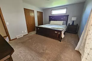 634 Naragansett Ave, Baraboo, WI 53913 - Photo 13
