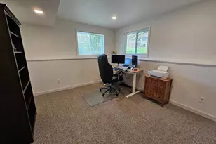 634 Naragansett Ave, Baraboo, WI 53913 - Photo 23