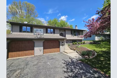 634 Naragansett Avenue, Baraboo, WI 53913 - Photo 33