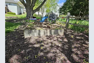 634 Naragansett Avenue, Baraboo, WI 53913 - Photo 29