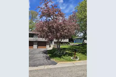 634 Naragansett Avenue, Baraboo, WI 53913 - Photo 3