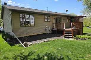634 Naragansett Ave, Baraboo, WI 53913 - Photo 25