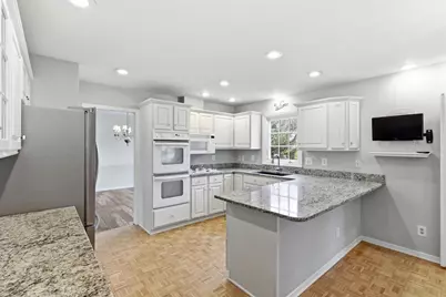 1542 Comanche Glen, Madison, WI 53704 - Photo 5
