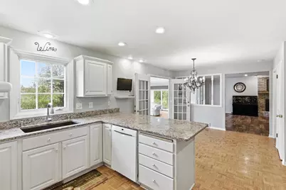 1542 Comanche Glen, Madison, WI 53704 - Photo 13