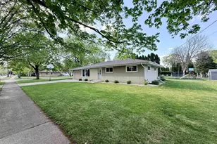 2407 Newman St, Janesville, WI 53545 - Photo 31