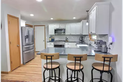 218 Noahs Arc Court, Janesville, WI 53536 - Photo 9