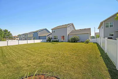 4716 Catalina Parkway, Mcfarland, WI 53558 - Photo 11