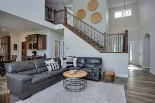 4664 Stonewood Dr, Middleton, WI 53562 - Photo 17