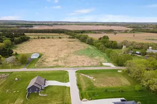 N806 Long Dr, Fort Atkinson, WI 53538 - Photo 17