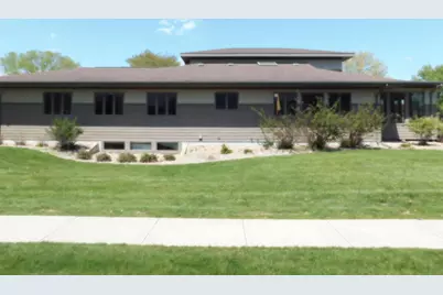 555 Washington Street, Spring Green, WI 53588 - Photo 11