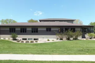555 Washington St, Spring Green, WI 53588 - Photo 11
