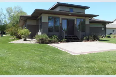 555 Washington Street, Spring Green, WI 53588 - Photo 7