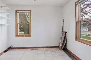 614 Sherman St, Mauston, WI 53948 - Photo 11