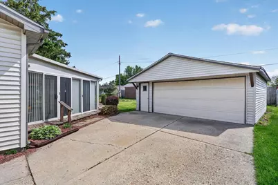 2215 Grant Avenue, Janesville, WI 53546 - Photo 41