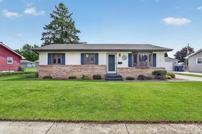 2215 Grant Avenue, Janesville, WI 53546 - Photo 1