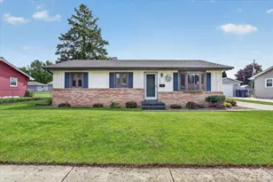 2215 Grant Ave, Janesville, WI 53546 - Photo 1