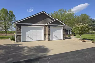 911 Exchange St, Blue River,  53518 - Photo 3