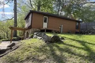136 Beach Ave, Edgerton, WI 53534 - Photo 5