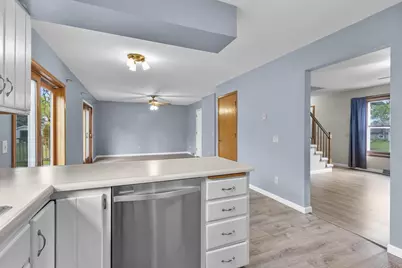 3110 Clove Drive, Madison, WI 53704 - Photo 9