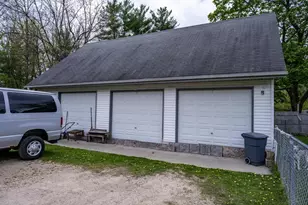 420 Minnesota Ave, Wisconsin Dells, WI 53965 - Photo 7