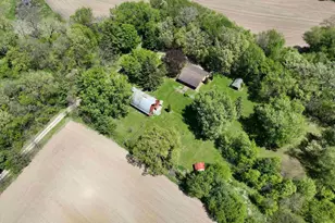 2112 Utica Rd Rd, Cambridge, WI 53523 - Photo 35