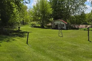 2112 Utica Rd Rd, Cambridge, WI 53523 - Photo 27
