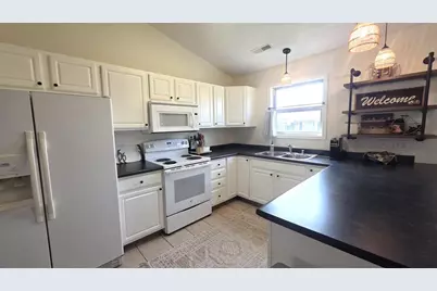 407 East Avenue #4, Belleville, WI 53508 - Photo 7