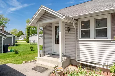 1413 Woodman Road, Janesville, WI 53545 - Photo 5