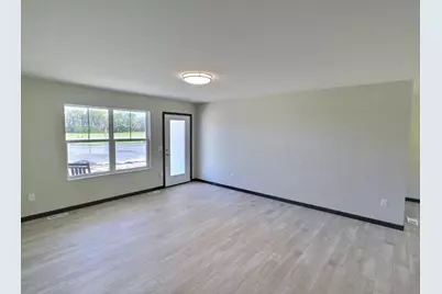 2926 Blue Jay Lane, Portage, WI 53901 - Photo 5
