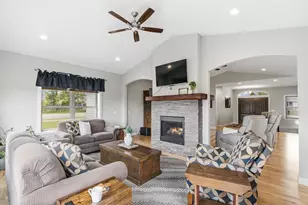 441 Willow Springs Ct, Janesville, WI 53548 - Photo 27