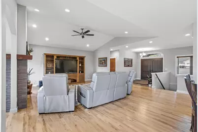 441 Willow Springs Court, Janesville, WI 53548 - Photo 13
