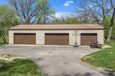 E9010A South Avenue, Reedsburg, WI 53959 - Photo 5