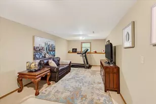 10 Flagstaff Ct, Madison, WI 53719 - Photo 33