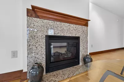 333 Mifflin Street #6180, Madison, WI 53703 - Photo 5