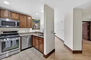 333 Mifflin Street, Madison, WI 53703 - Photo 7