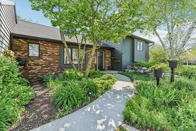 5209 Comanche Way, Madison, WI 53704 - Photo 5