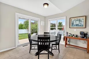 1657 Silverado Dr, Sun Prairie, WI 53590 - Photo 9